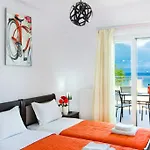 Bivas Apartment *