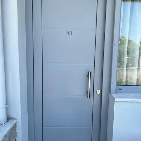 Bivas Апартаменты *